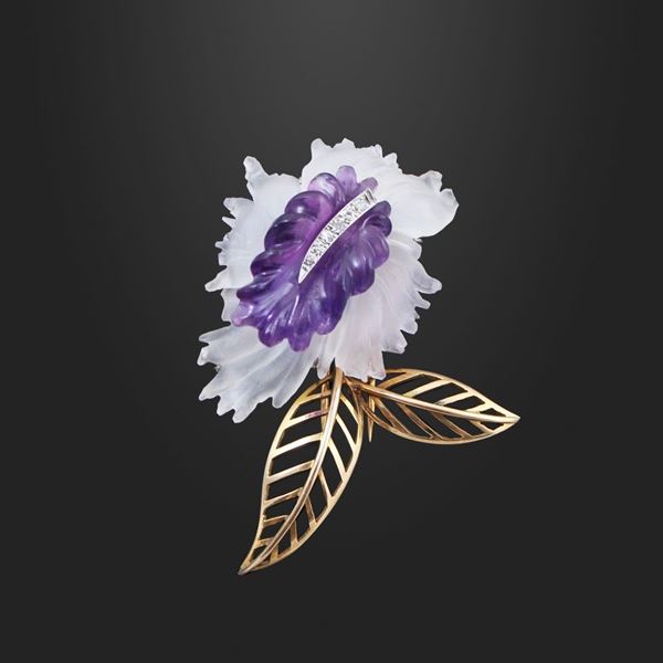 BROOCH