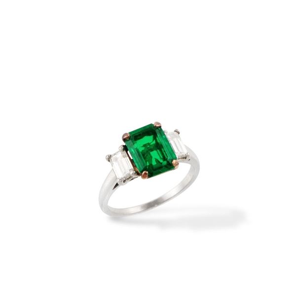 RING, COLOMBIA EMERALD