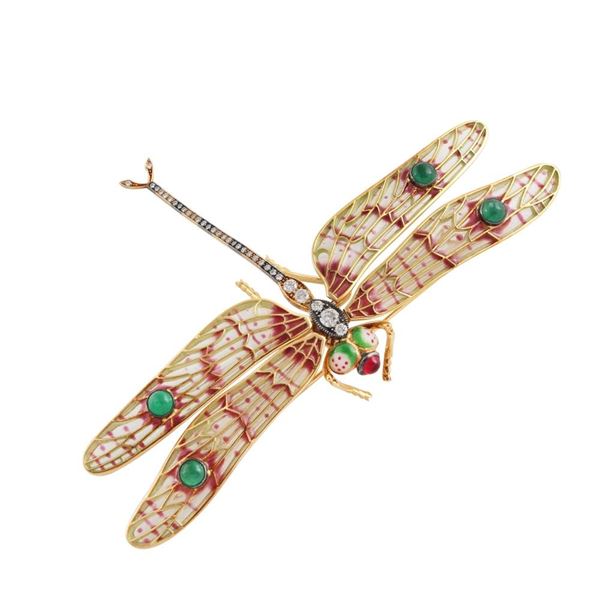 BROOCH
