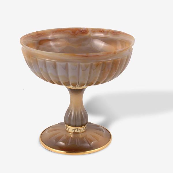 18Kt GOLD, ENAMEL AND AGATE CUP