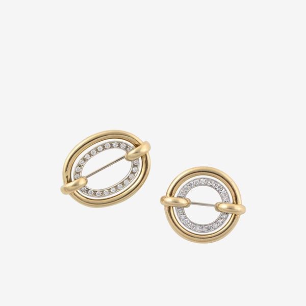 BROOCHES