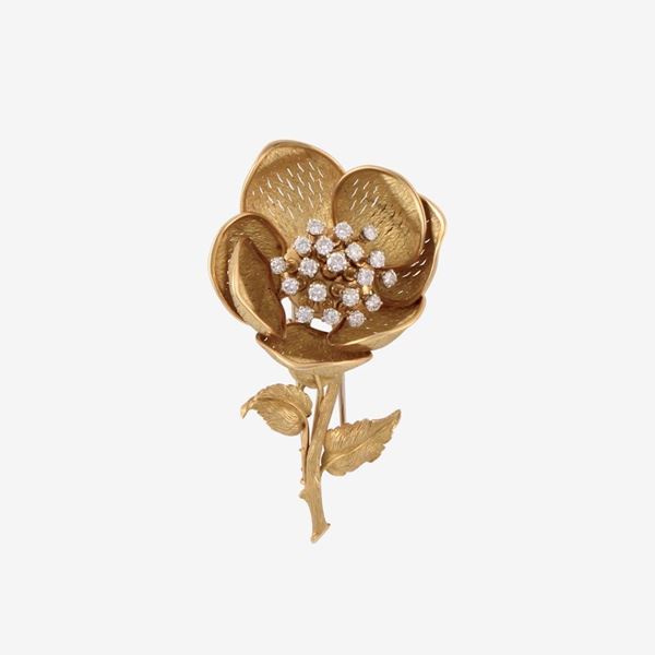 BROOCH