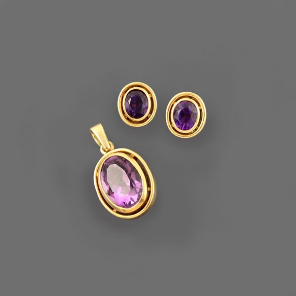 PENDANT AND EARRINGS