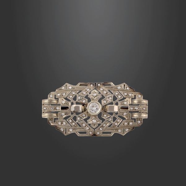 BROOCH
