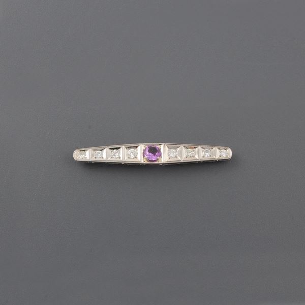 BROOCH