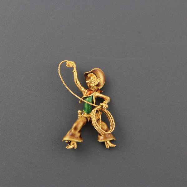 BROOCH