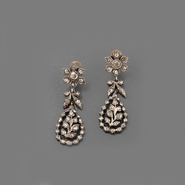 EARRINGS  - Auction Jewels, Silver and Objects - Casa d'Aste International Art Sale