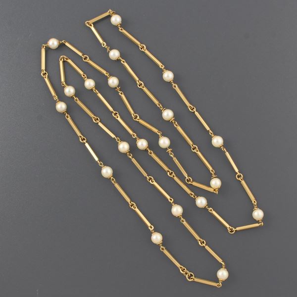 18Kt GOLD NECKLACE