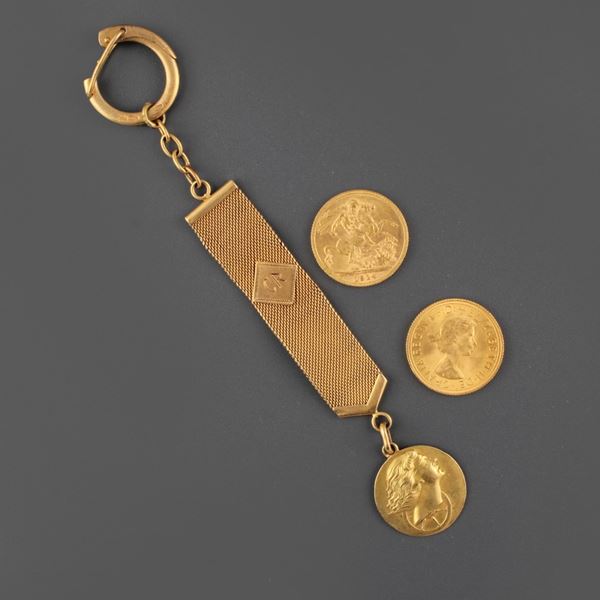 KEYCHAIN WITH MEDAL AND TWO GOLD SOVEREIGN COINS  - Auction Jewels, Silver and Objects - Casa d'Aste International Art Sale