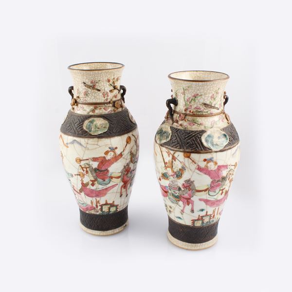 TWO PORCELAIN VASES  - Auction Jewels, Silver and Objects - Casa d'Aste International Art Sale