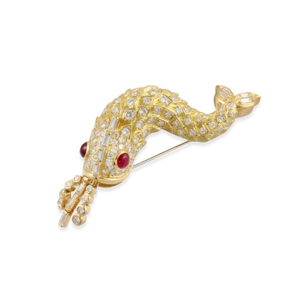 BROOCH