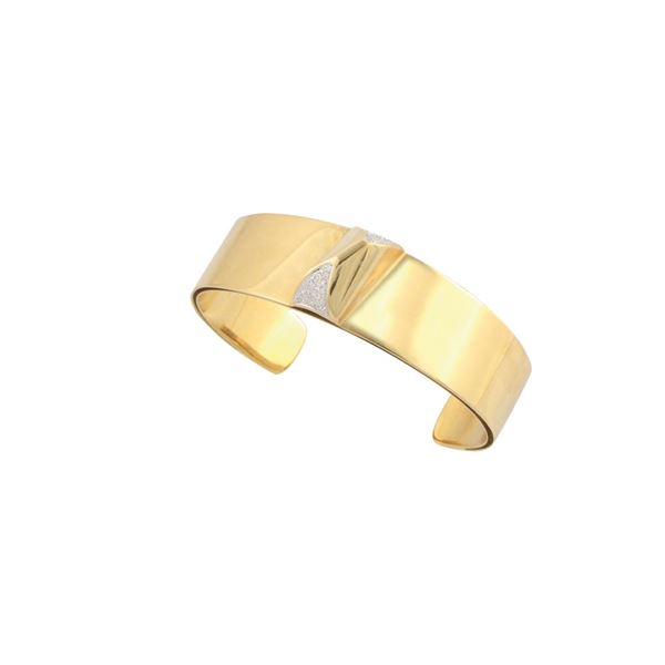 BRACCIALE, JAMES RIVIÈRE