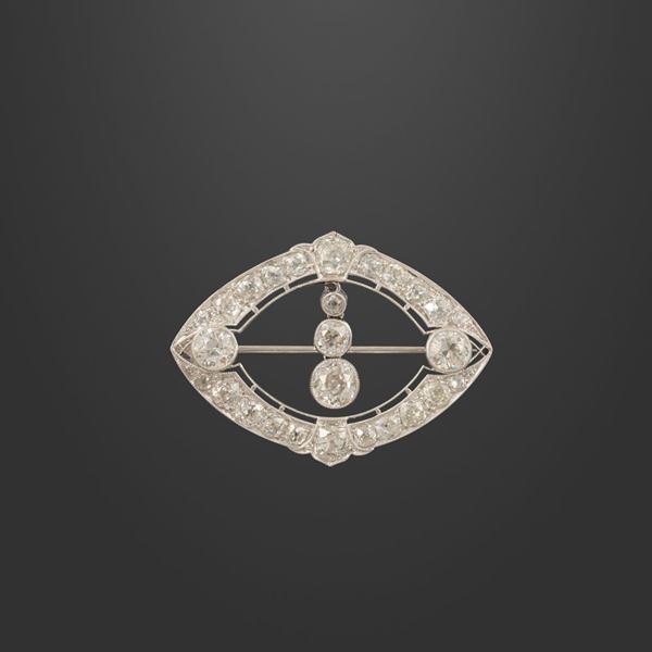 BROOCH