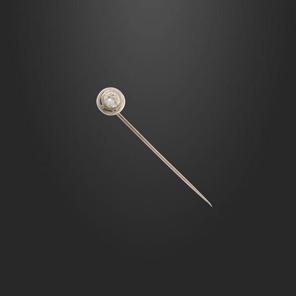 TIE BROOCH 