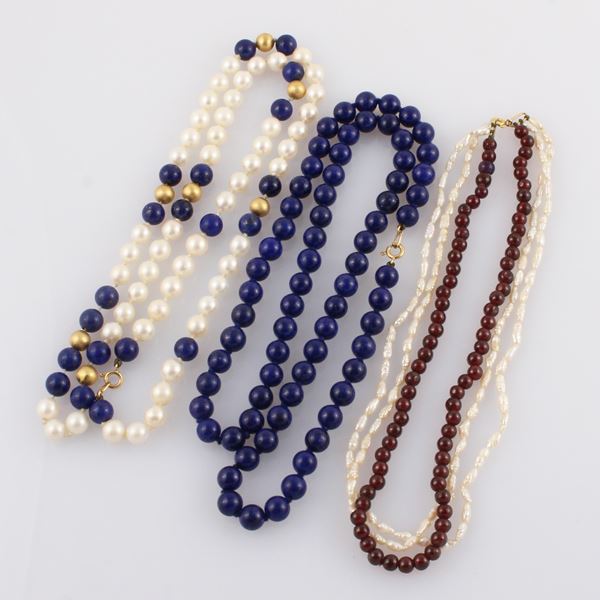 LOT OF THREE NECKLACES