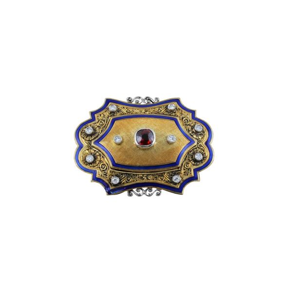 BROOCH
