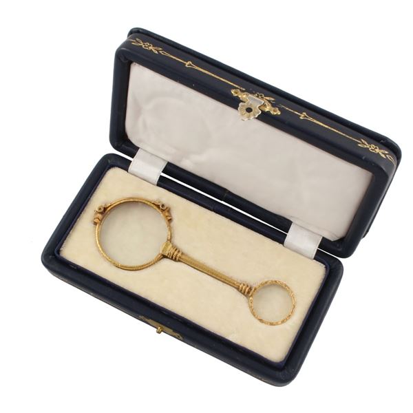 “LORGNETTE”