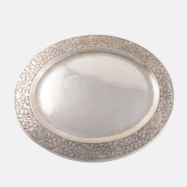 TRAY
