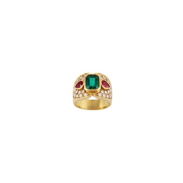 RING, COLOMBIA EMERALD