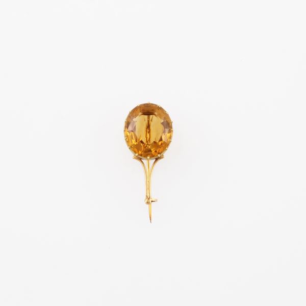 BROOCH
