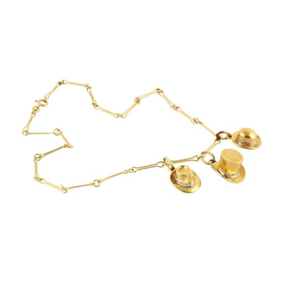 CHAIN WITH PENDANTS