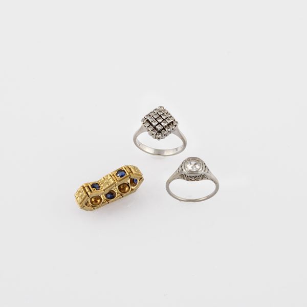 LOT OF THREE RINGS