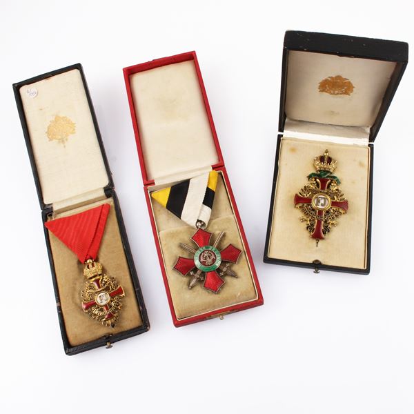 LOT OF THREE MILITARY MEDALS
