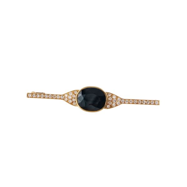 BROOCH