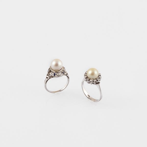 LOT OF TWO RINGS