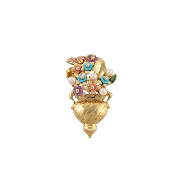 BROOCH