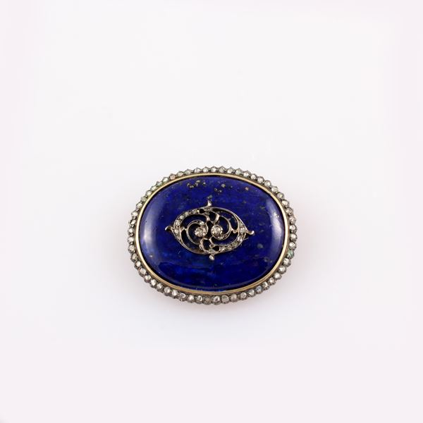 BROOCH / PENDANT
