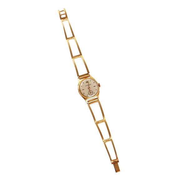 LONGINES