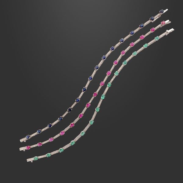 TRE BRACCIALI