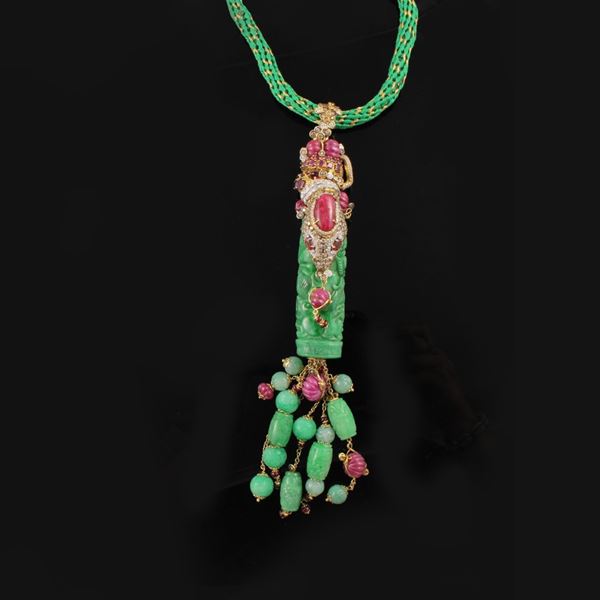 IMPRESSIVE PENDANT