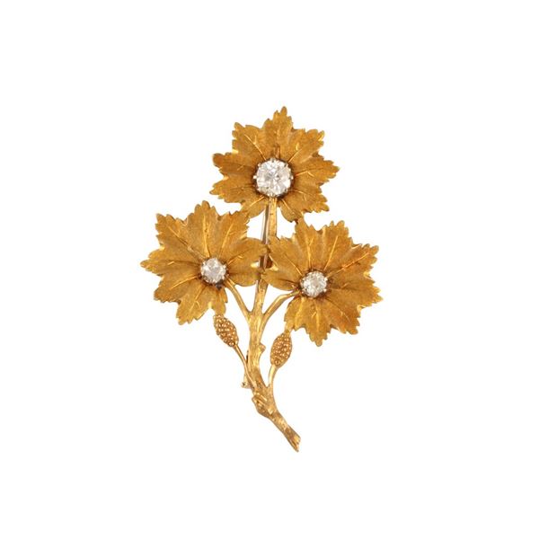 BROOCH