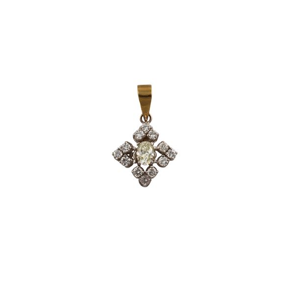 18KT GOLD AND DIAMONDS PENDANT  - Auction Jewelery & Watches - Casa d'Aste International Art Sale
