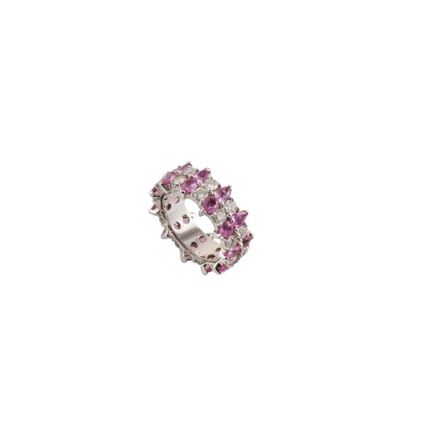 18KT GOLD, DIAMONDS AND PINK SAPPHIRES RING