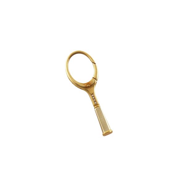 18KT GOLD AND DIAMONDS KEY HOLDER 
