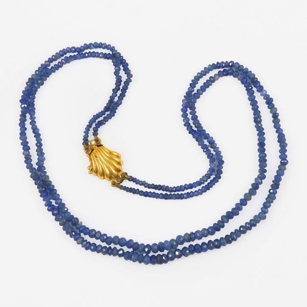 FACETED SAPPHIRE NECKLACE WITH 18KT GOLD CLASP