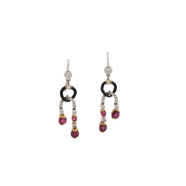 18KT GOLD, DIAMONDS, BLACK ENAMEL AND OVAL RUBIES EARRINGS