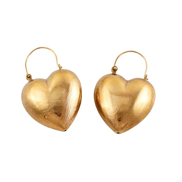 9KT GOLD HEART EARRINGS
