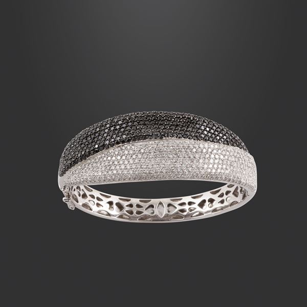 18KT GOLD DIAMONDS BRACELET