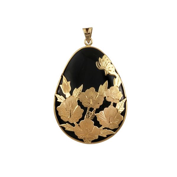14KT GOLD AND ONYX PENDANT
