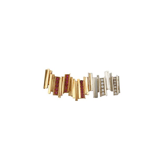 18KT GOLD, RUBIES AND DIAMONDS BROOCH, CUSI