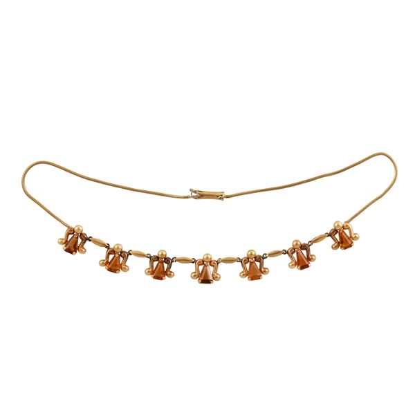 18KT GOLD AND QUARTZ NECKLACE
