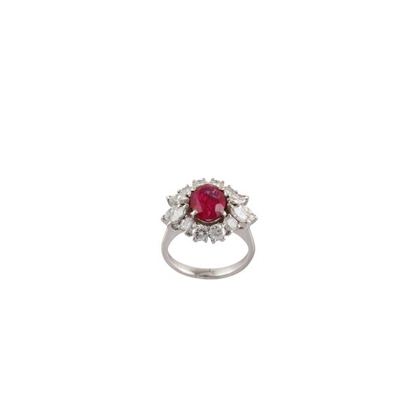 18KT GOLD, BURMA RUBY AND DIAMONDS RING