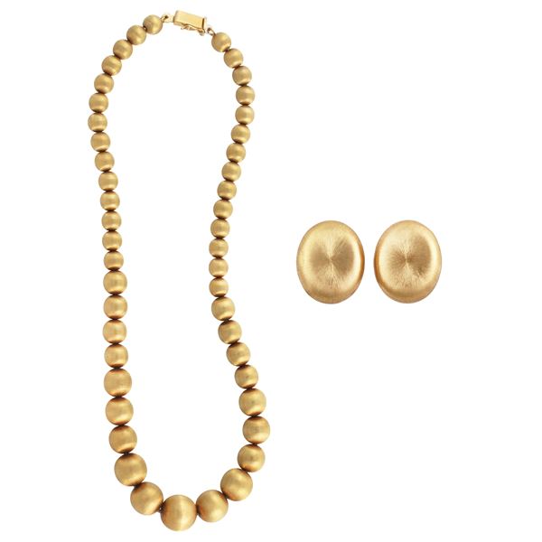 18KT SATIN-FINISCHED GOLD NEKCLACE AND EARRINGS 