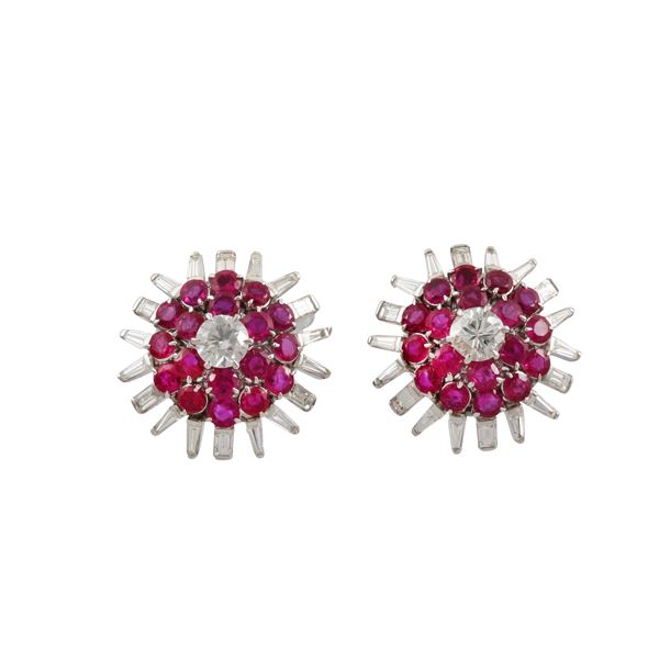 18KT GOLD, DIAMONDS, RUBIES EARRINGS