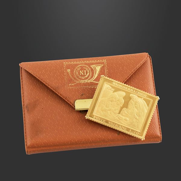 900/1000 GOLD STAMP NATIVITAS D.N.I. CHRISTI "NATIVITA'" POSTE VATICANE L.70 MCMLX AND 18KT GOLD SETTING