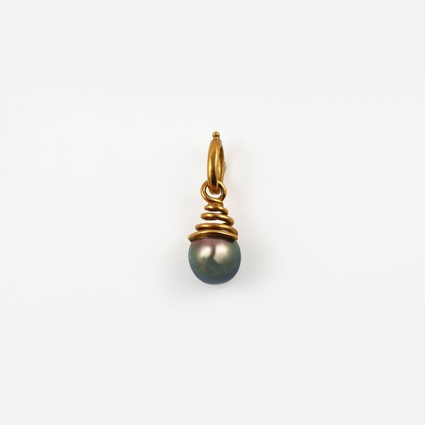 * 18KT GOLD AND TAHITI PEARL PENDANT  - Auction Jewelery & Watches - Casa d'Aste International Art Sale